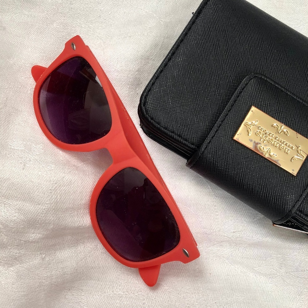 Pink Wayfarer Sunglasses